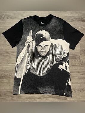 Nike Tiger Woods The Eyes Have It 25th Anniversary T-Shirt mens Size M